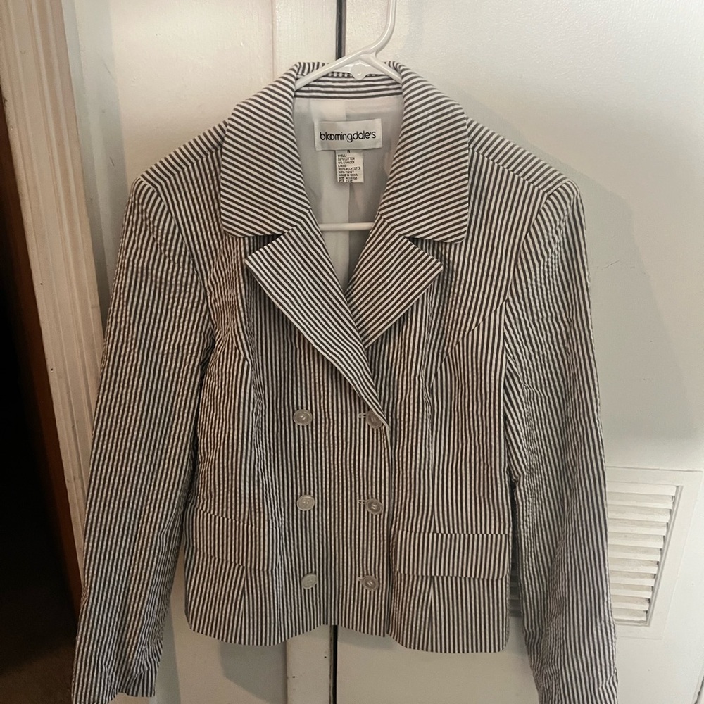 Bloomingdale's Classic Seersucker Striped Women's Blazer